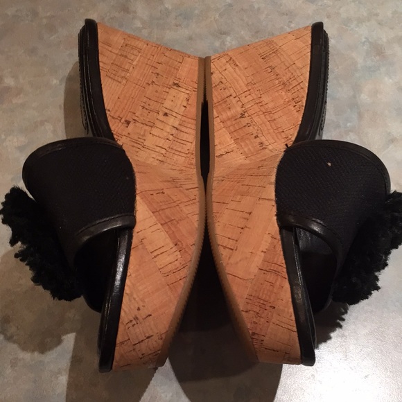 Coach platform slides (sz 8) - Picture 2 of 9